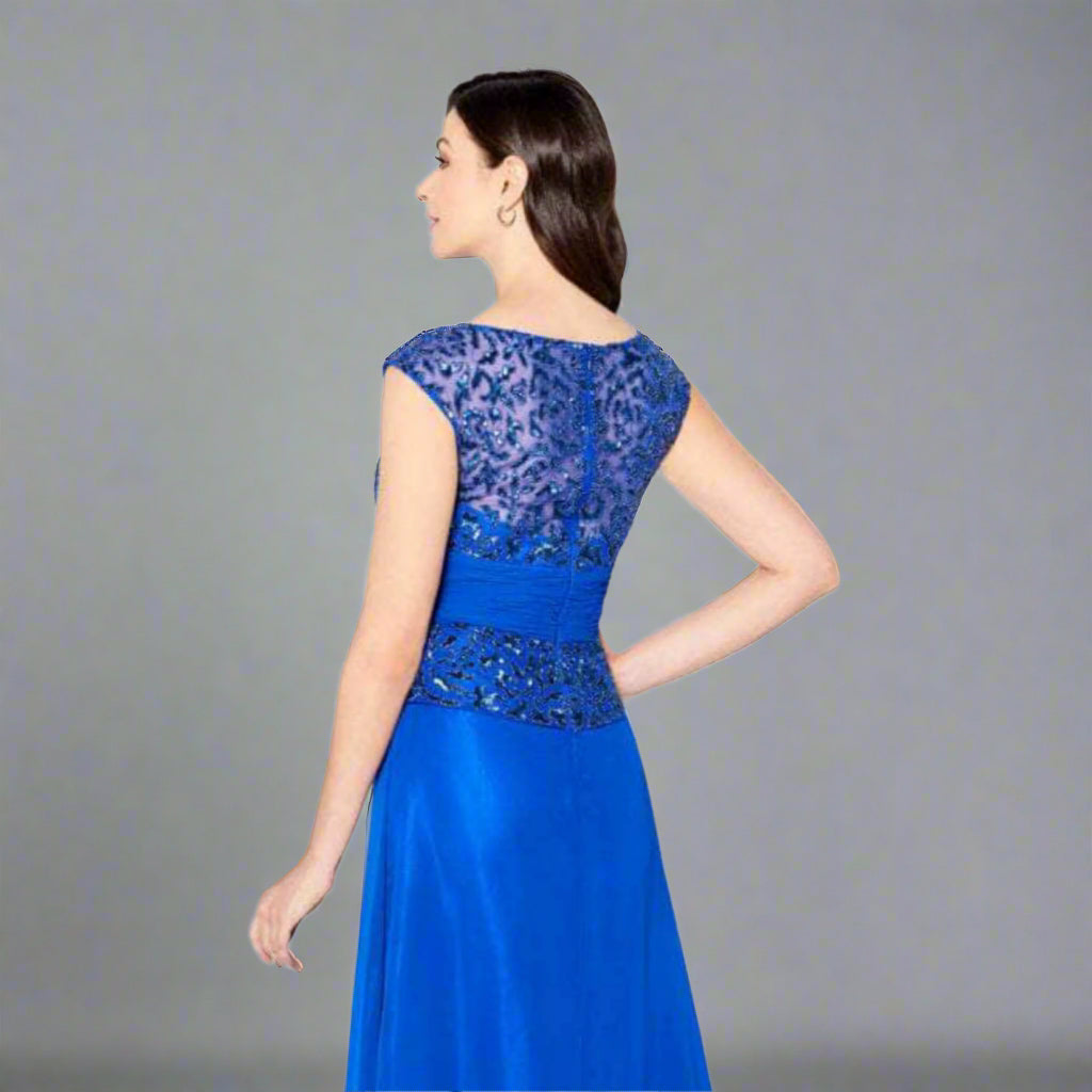 Cameron Blake gray dress, size 4, NEW WITH TAGS!