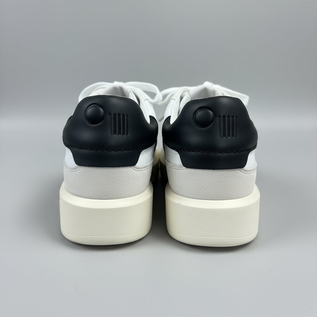 Oncept white leather Prague sneakers, size 8.5, NEARLY NEW!
