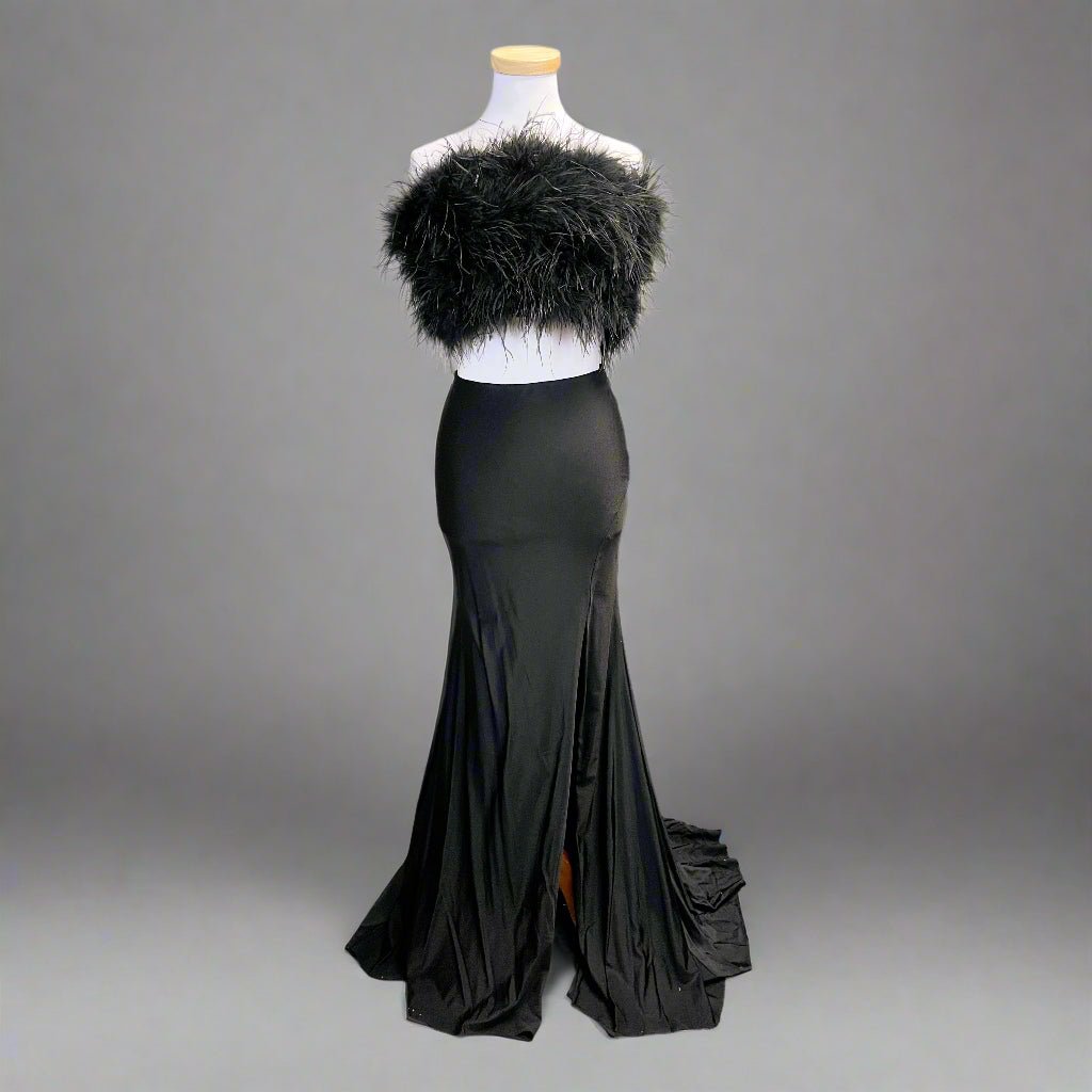 open lace back dress Alyce Paris black feather dress, size 2, NEW WITH TAGS!