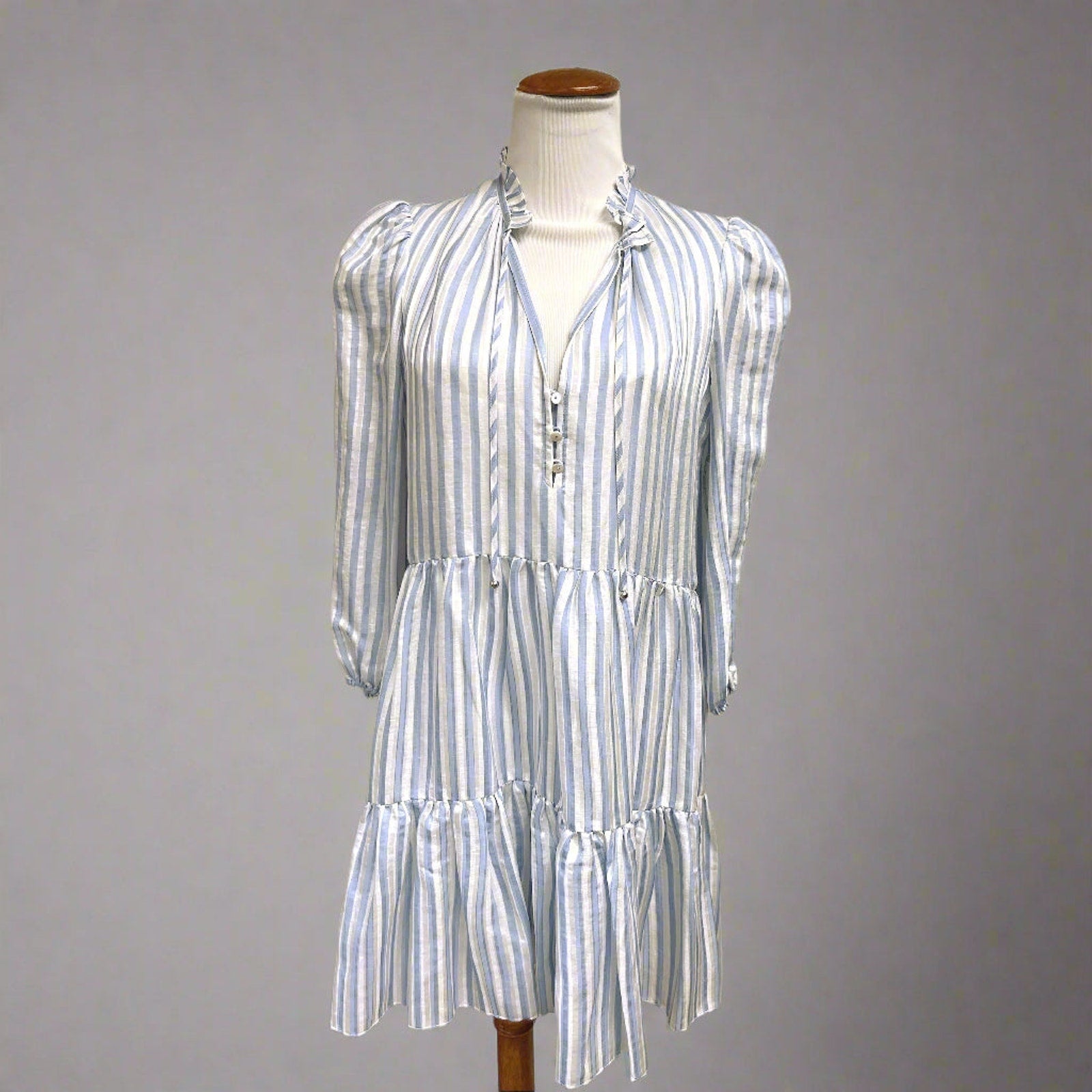 Veronica Beard light blue striped Hawken dress, size 2