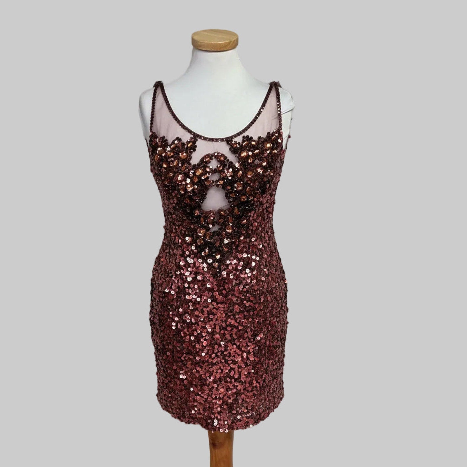 Dave & Johnny plum sequin cocktail dress, size 5/6