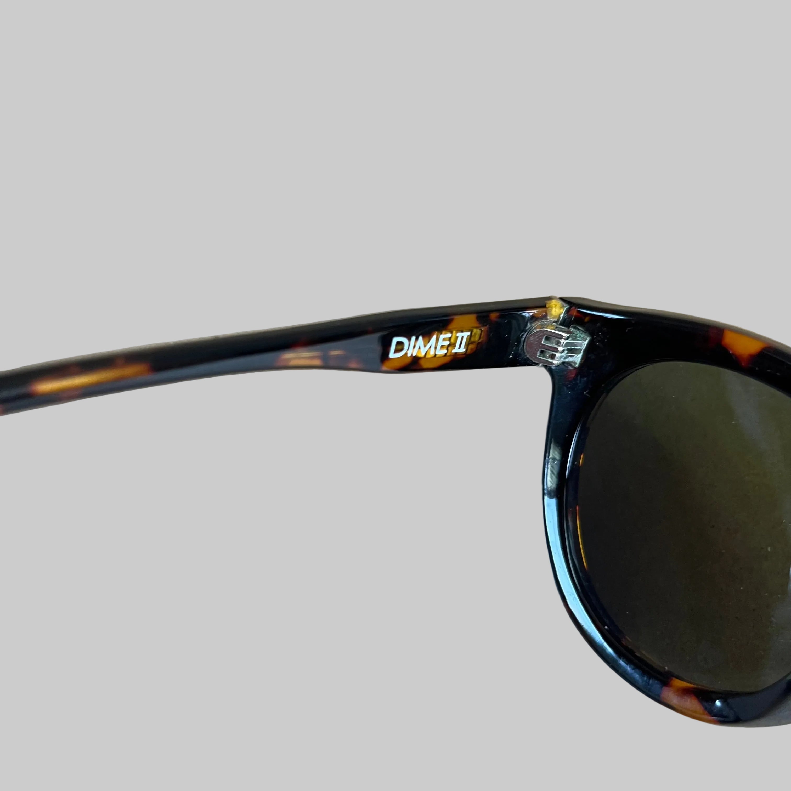 DIFF blue mirrored Dime II sunglasses, with case