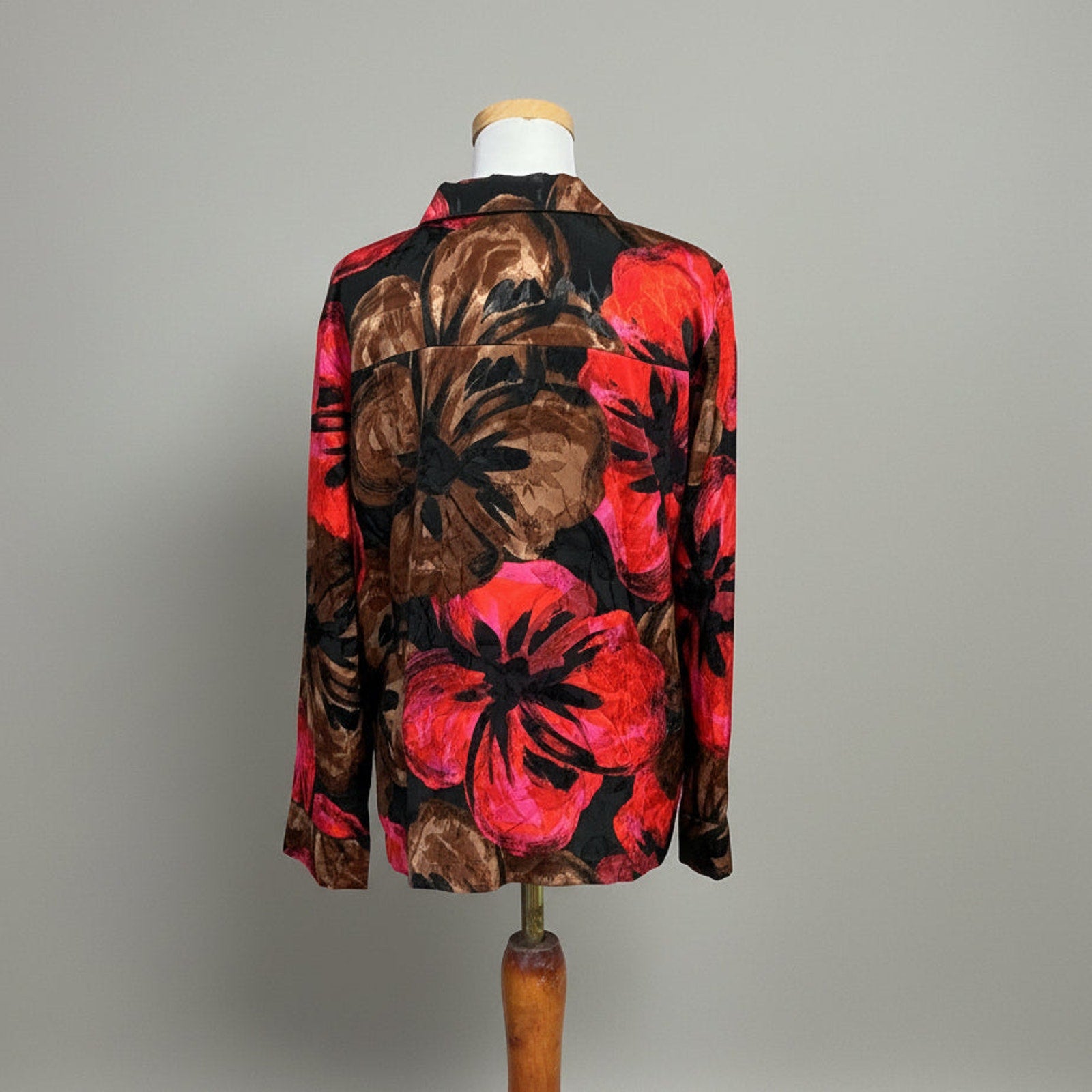 Stine Goya red, brown, and black floral shorts & jacket, size M, LIKE NEW!