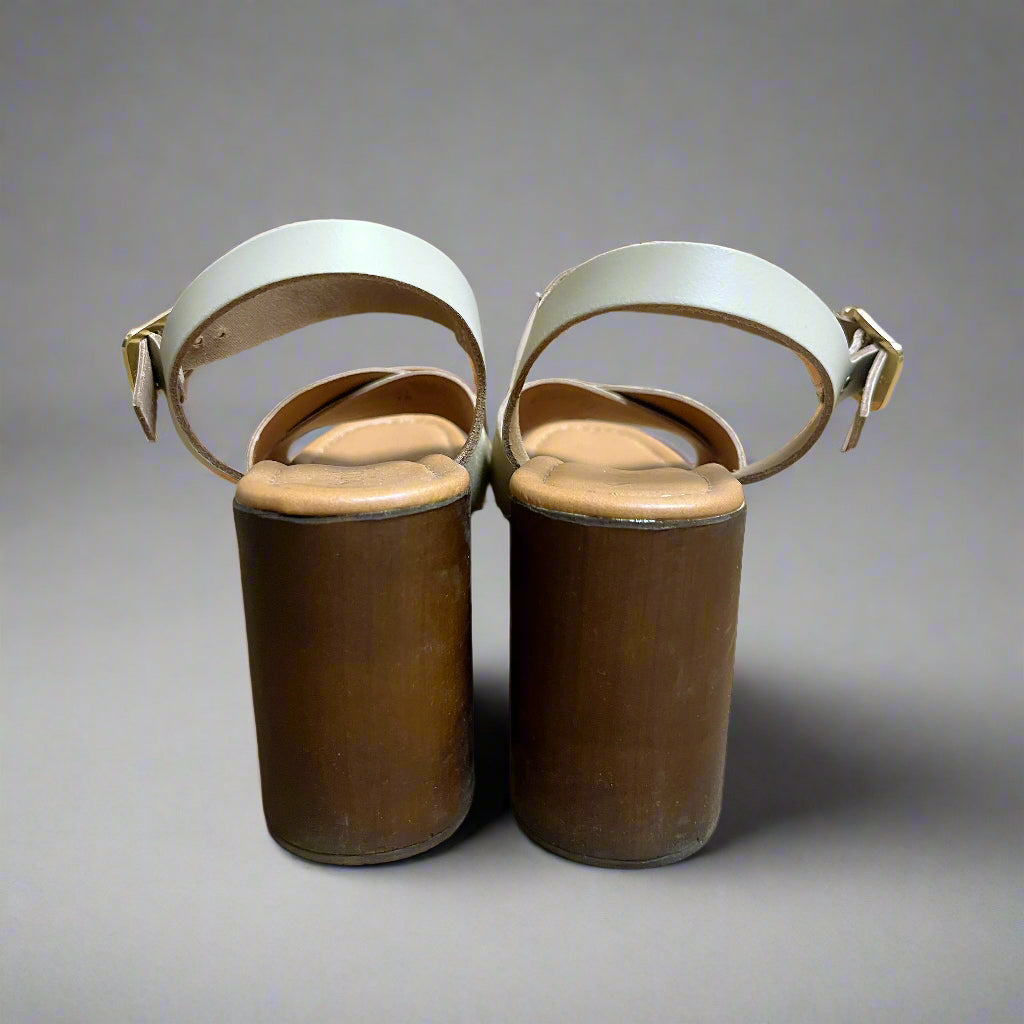 Seychelles tan Paloma platform sandals, size 7.5