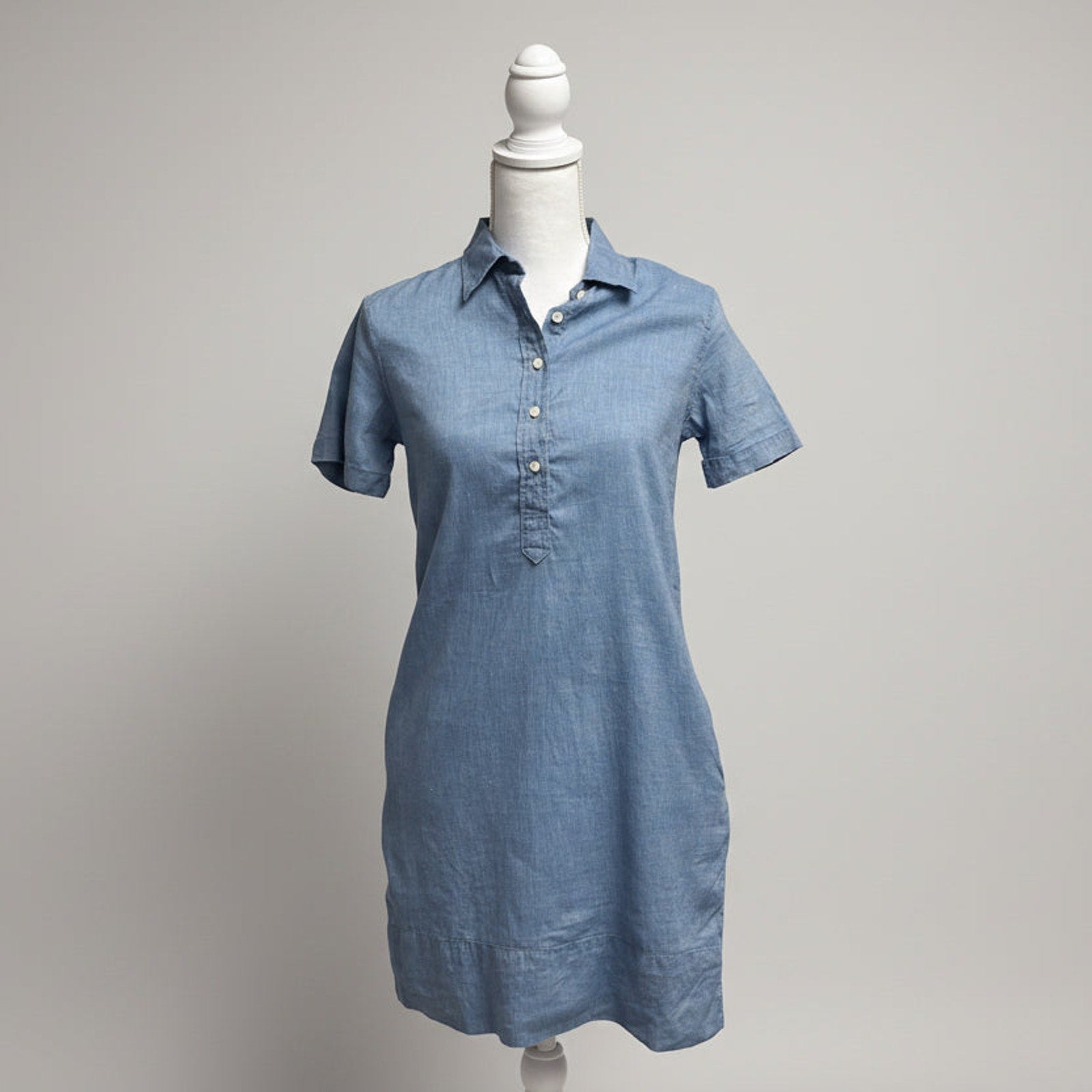 Ann Mashburn blue chambray popover dress, size XS