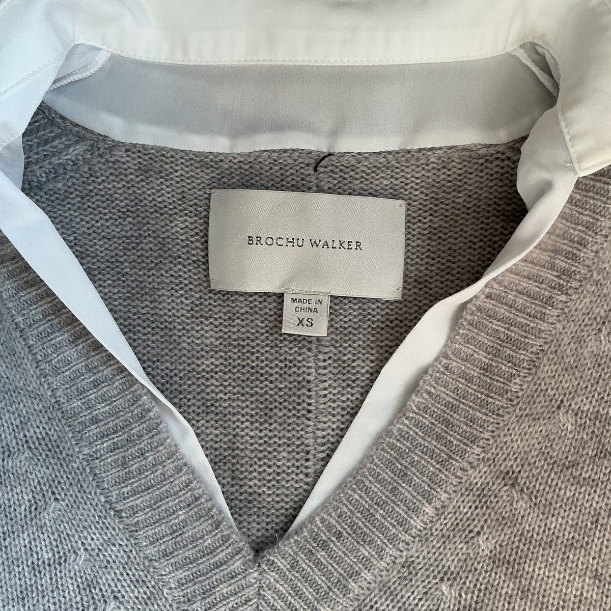 Brochu Walker gray The Looker Layered sweater, size XS