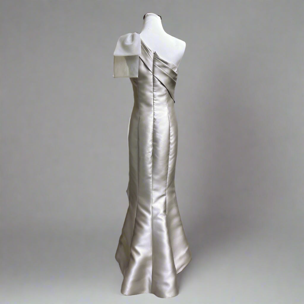 Gia Franco silver gray dress, size 6