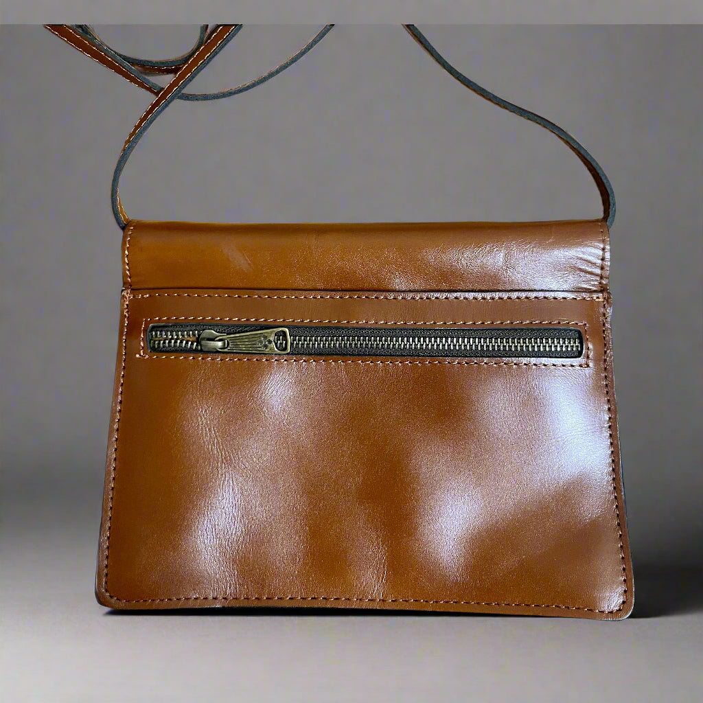 Patricia Nash saddle brown Lanza crossbody bag, NEW WITHOUT TAGS!