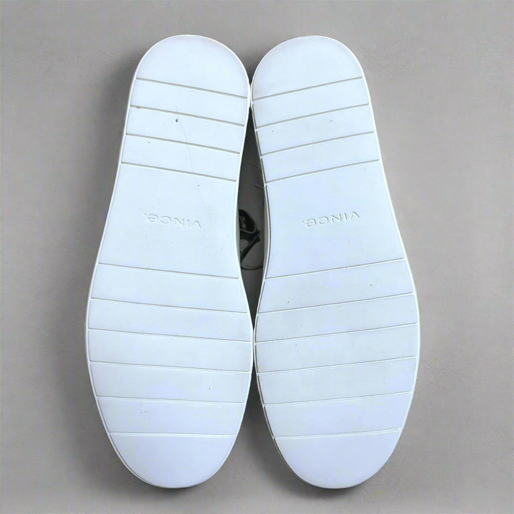 Vince off-white leather Benfield sneakers, size 9, LIKE NEW!