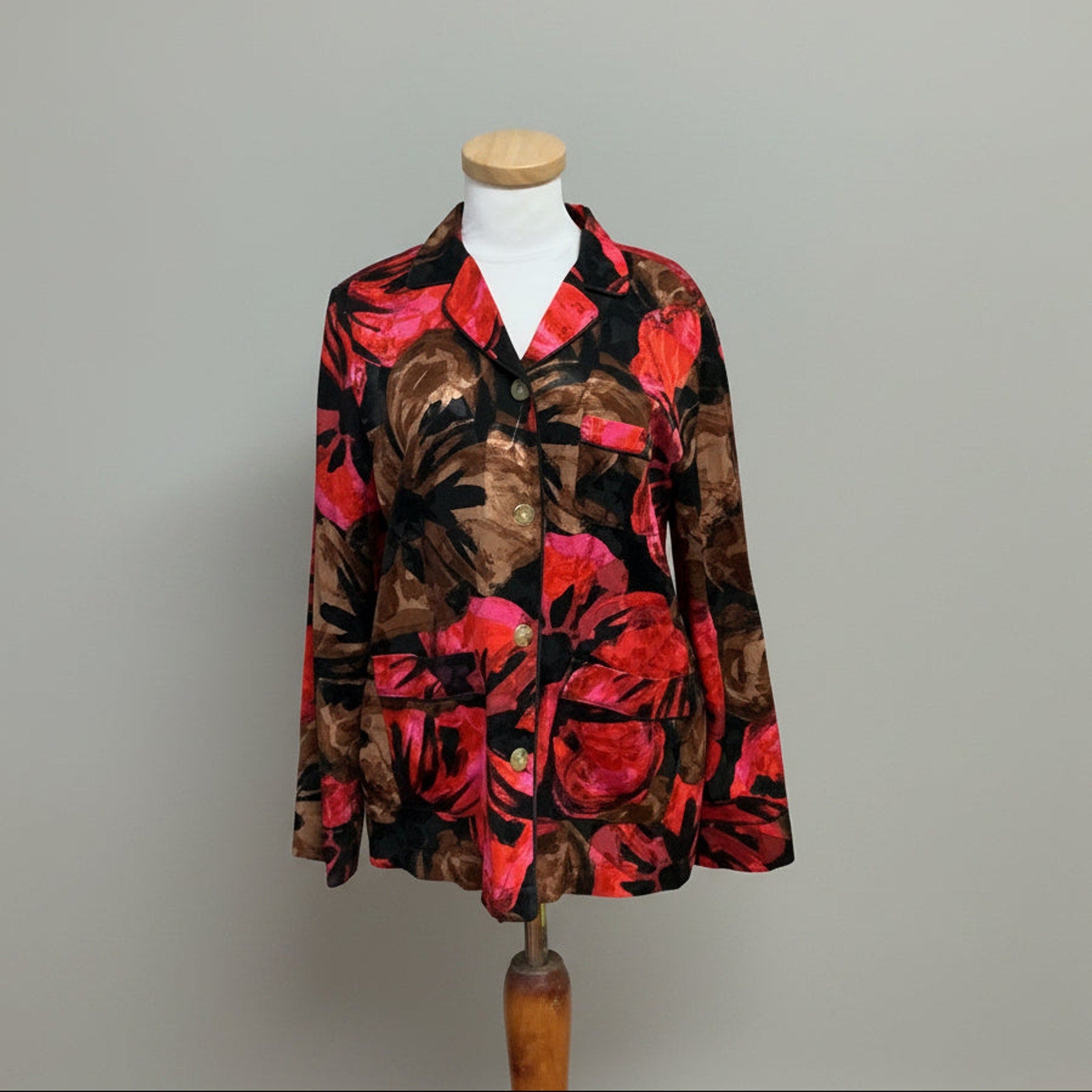 Stine Goya red, brown, and black floral shorts & jacket, size M, LIKE NEW!