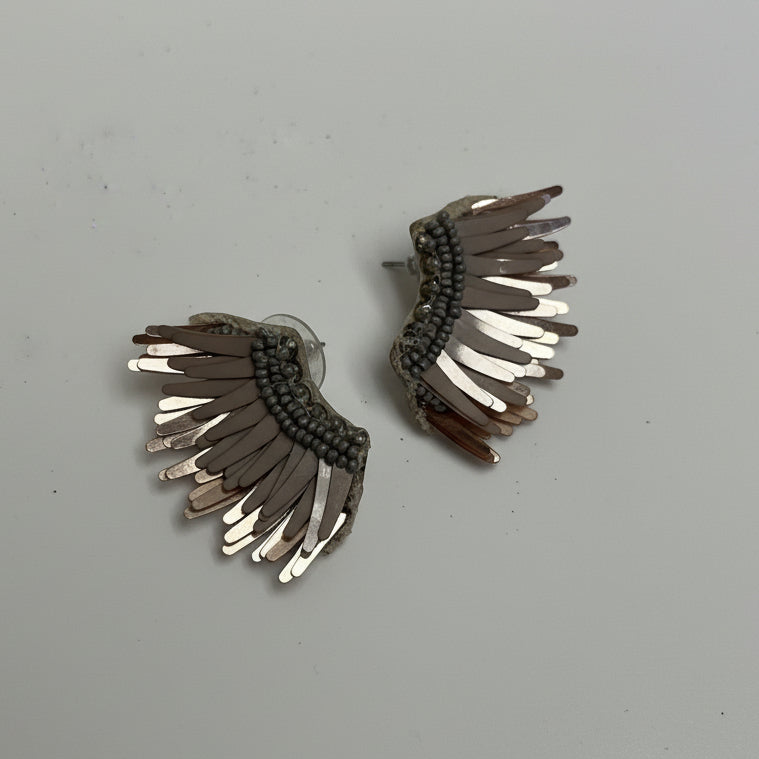 Mignonne Gavigan beige/rose gold Mini Madeline earrings