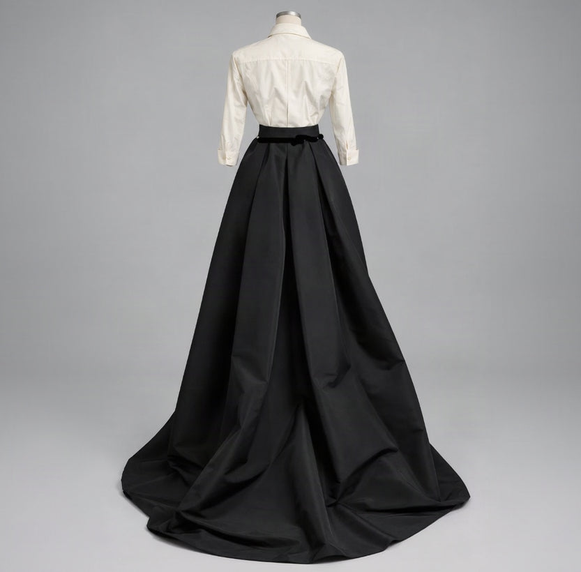 Carolina Herrera ivory and black dress, size 10