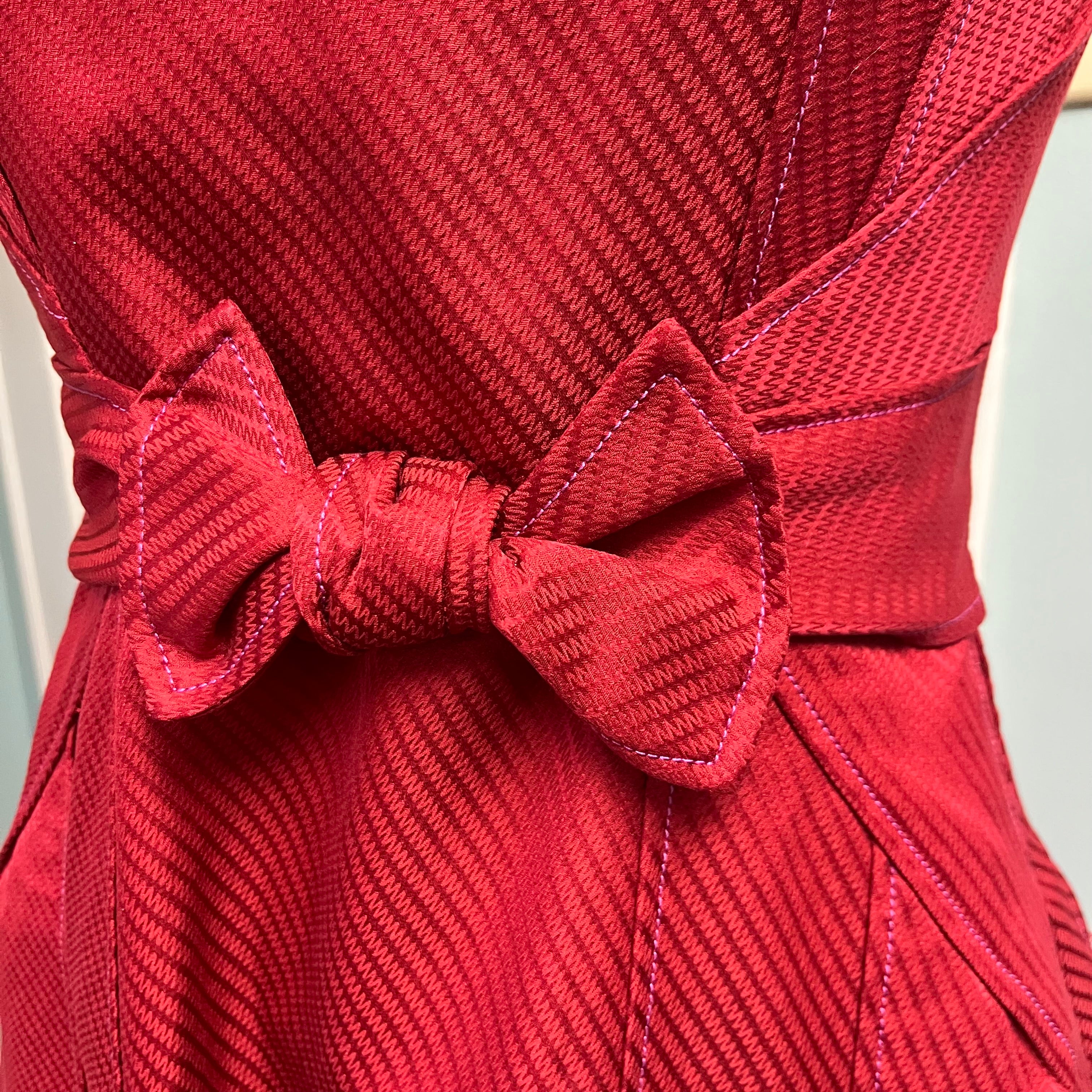 Carolina Herrera red dress, size 8, LIKE NEW!
