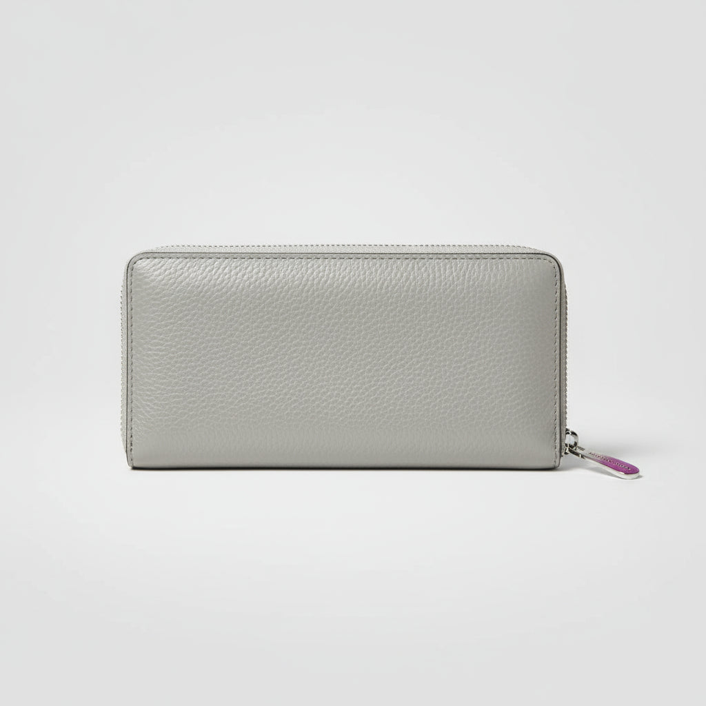 Michael Kors gray Jet Set zip wallet, BRAND NEW WITHOUT TAGS!