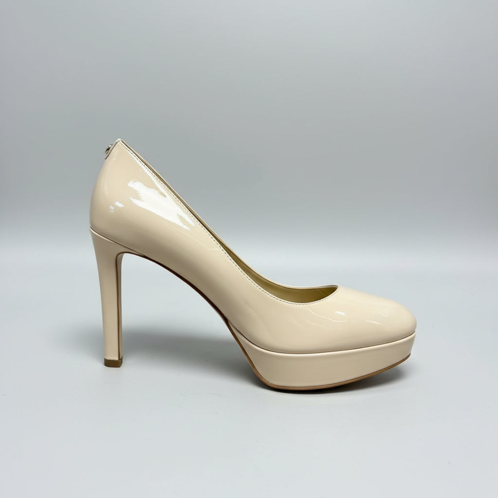 Michael Kors champagne patent Chantal shoes, size 6.5, NEW IN BOX!