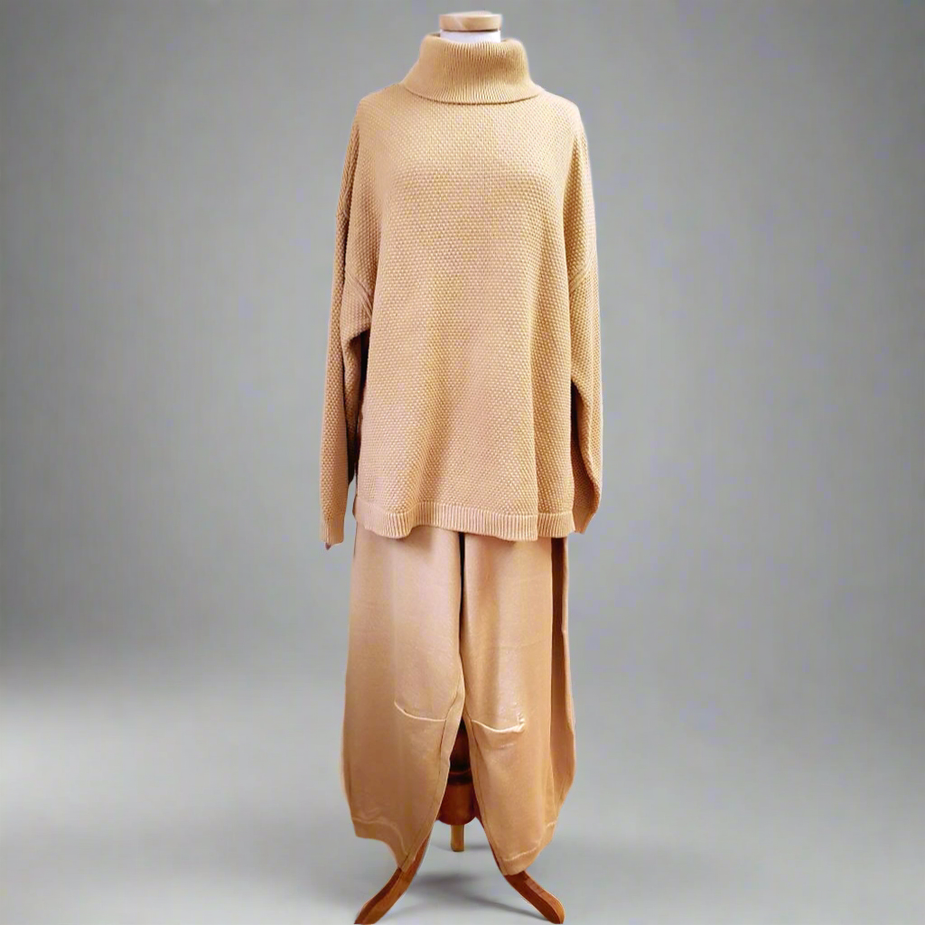 Free People Beach camel pants set, size M, NEW WITH TAGS!