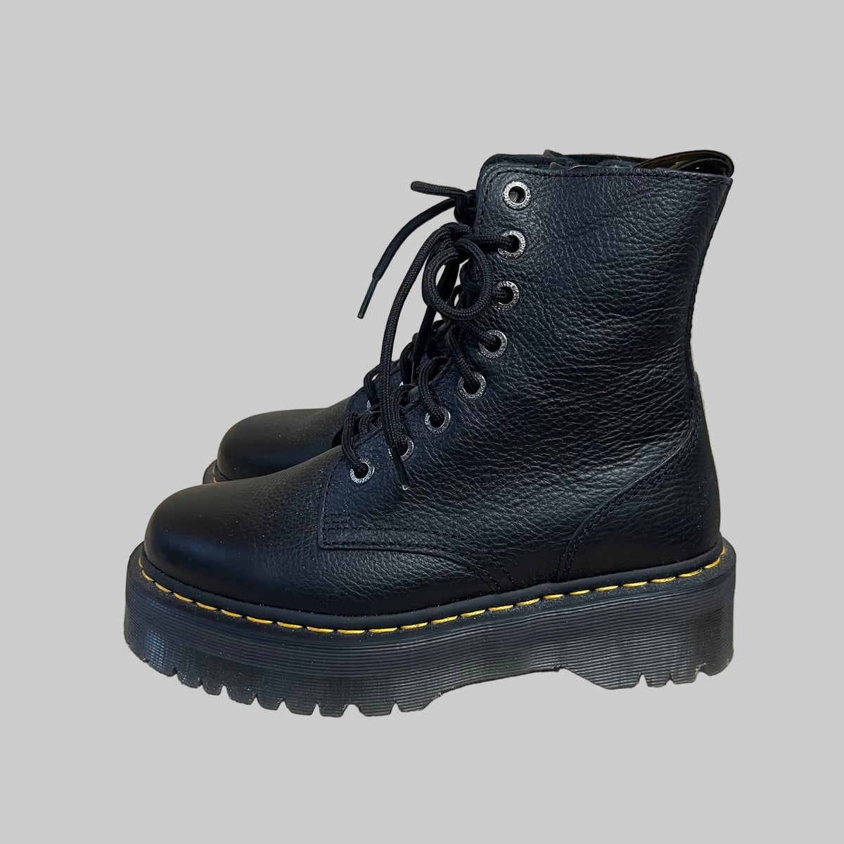 Dr. Martens black leather Jadon III boots, size 8, NEW WITHOUT TAGS!