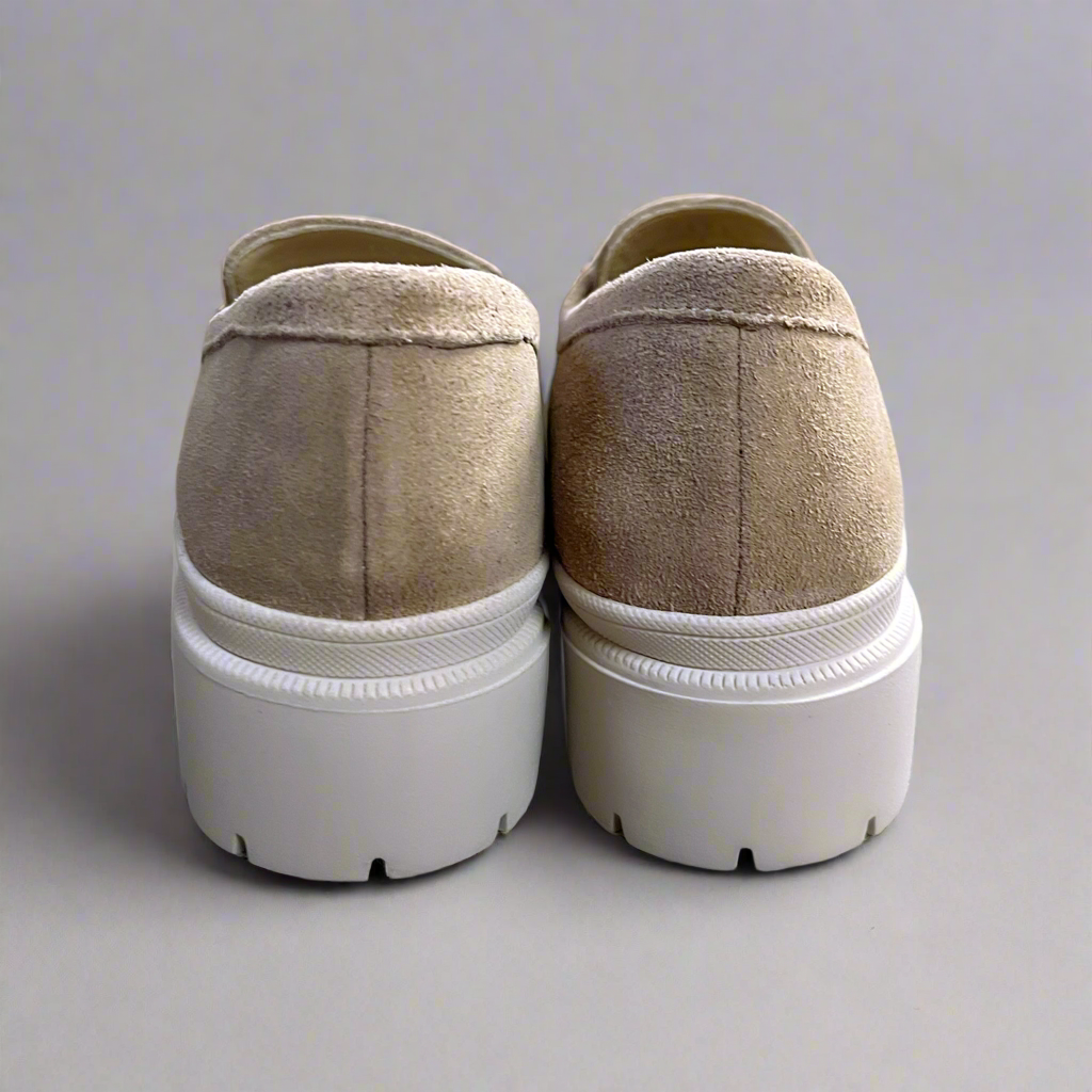Patina tan suede Zoe chunky loafer, size 9, NEW IN BOX!