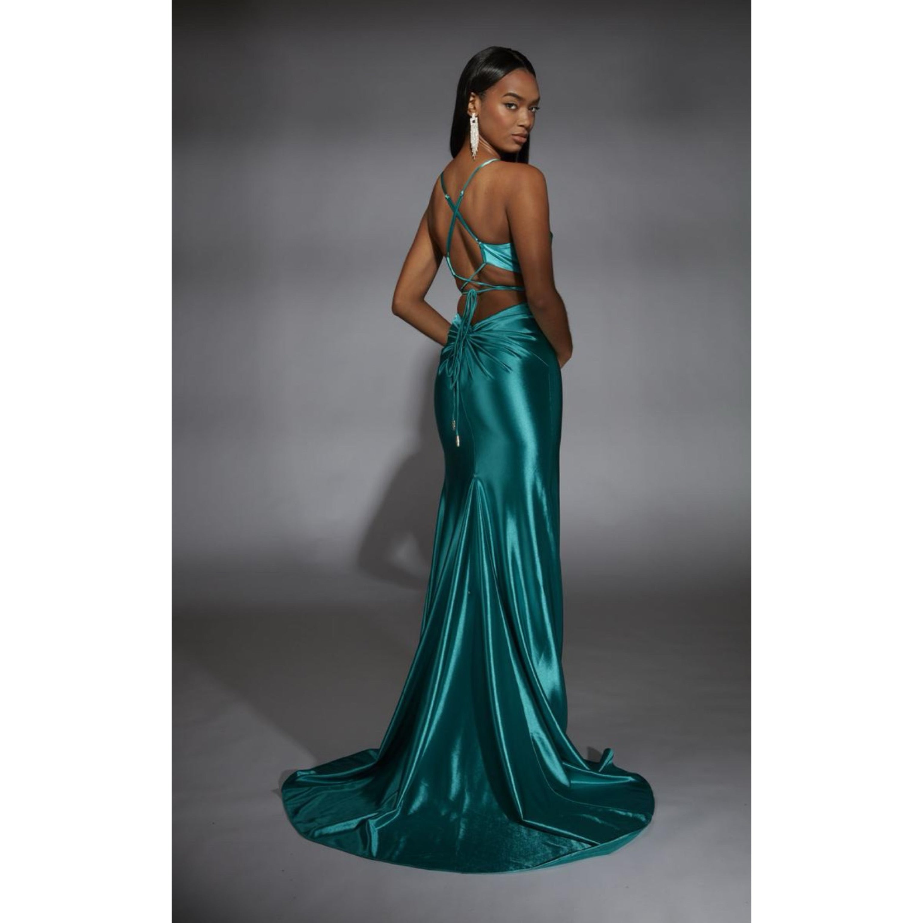 Alyce Paris lagoon blue dress, size 6, NEW WITH TAGS!