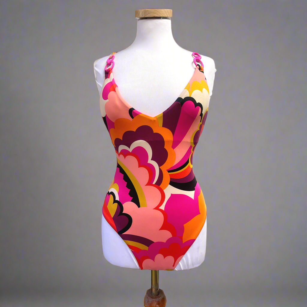 Trina Turk pink print Fan Faire bathing suit, size 8, NEW WITH TAGS!