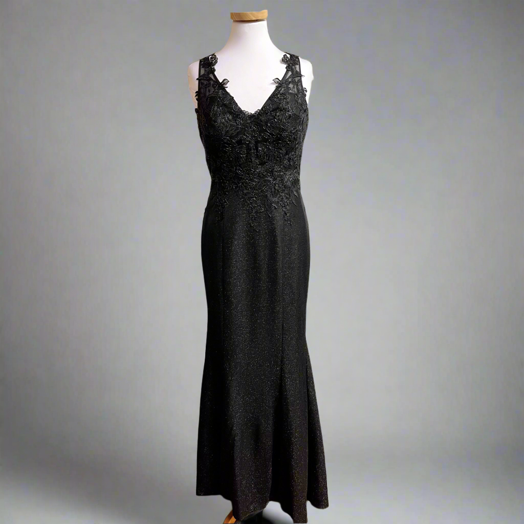 Eureka black dress, size M, NEW WITH TAGS!