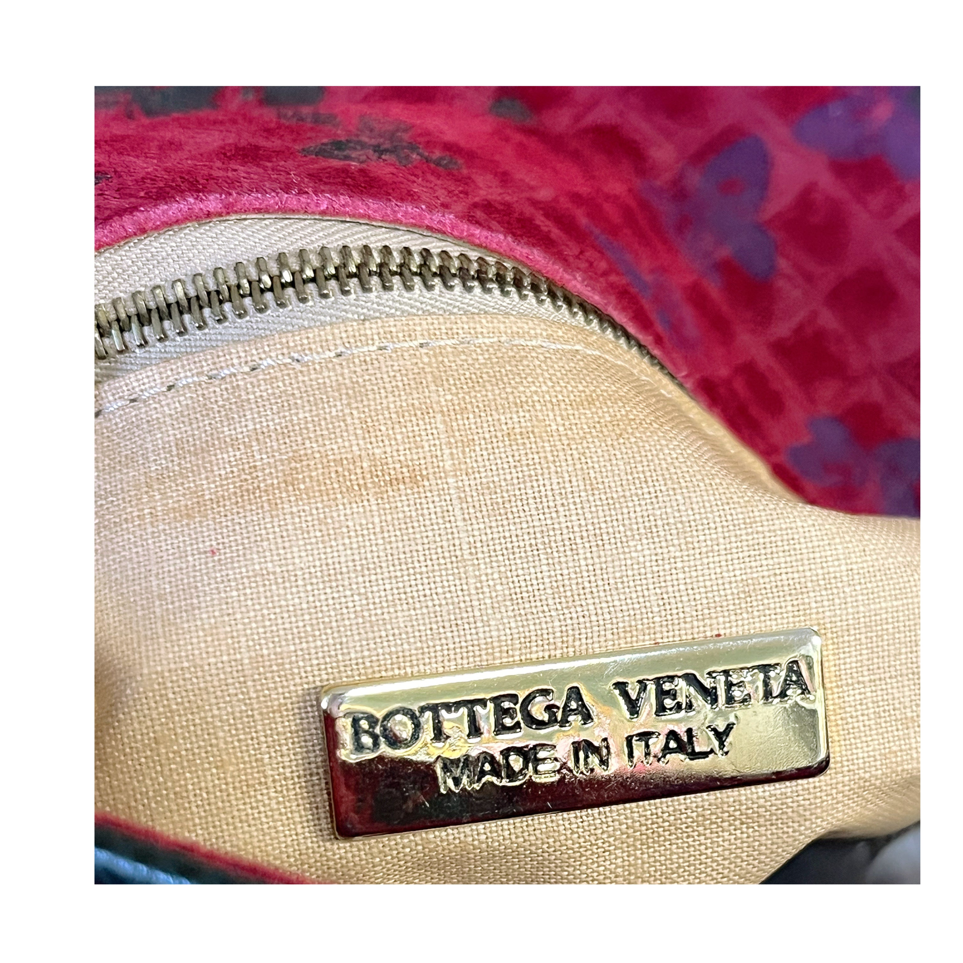 Vintage Bottega Veneta red print bag
