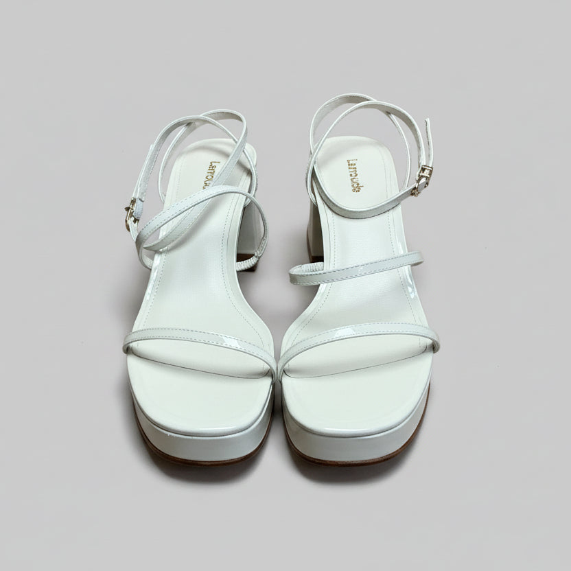 Laroude cream patent platform sandal, size 9.5, NEW IN BOX!