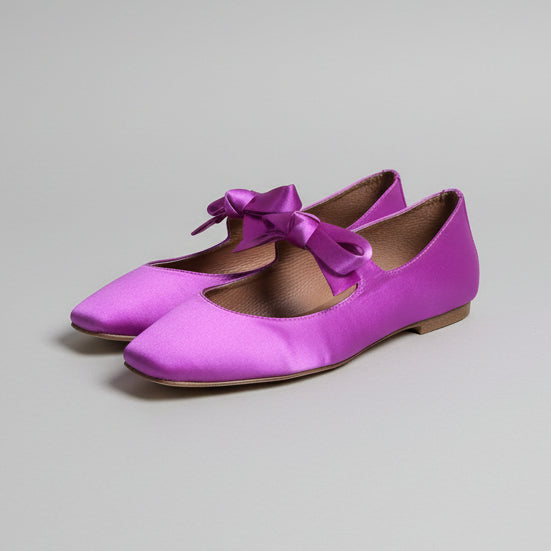 Jeffrey Campbell magenta satin bow flats, Size 7.5, BRAND NEW!