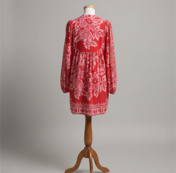 FARM Rio red and pink Flora Tapestry dress, size M, NEW WITH TAGS!