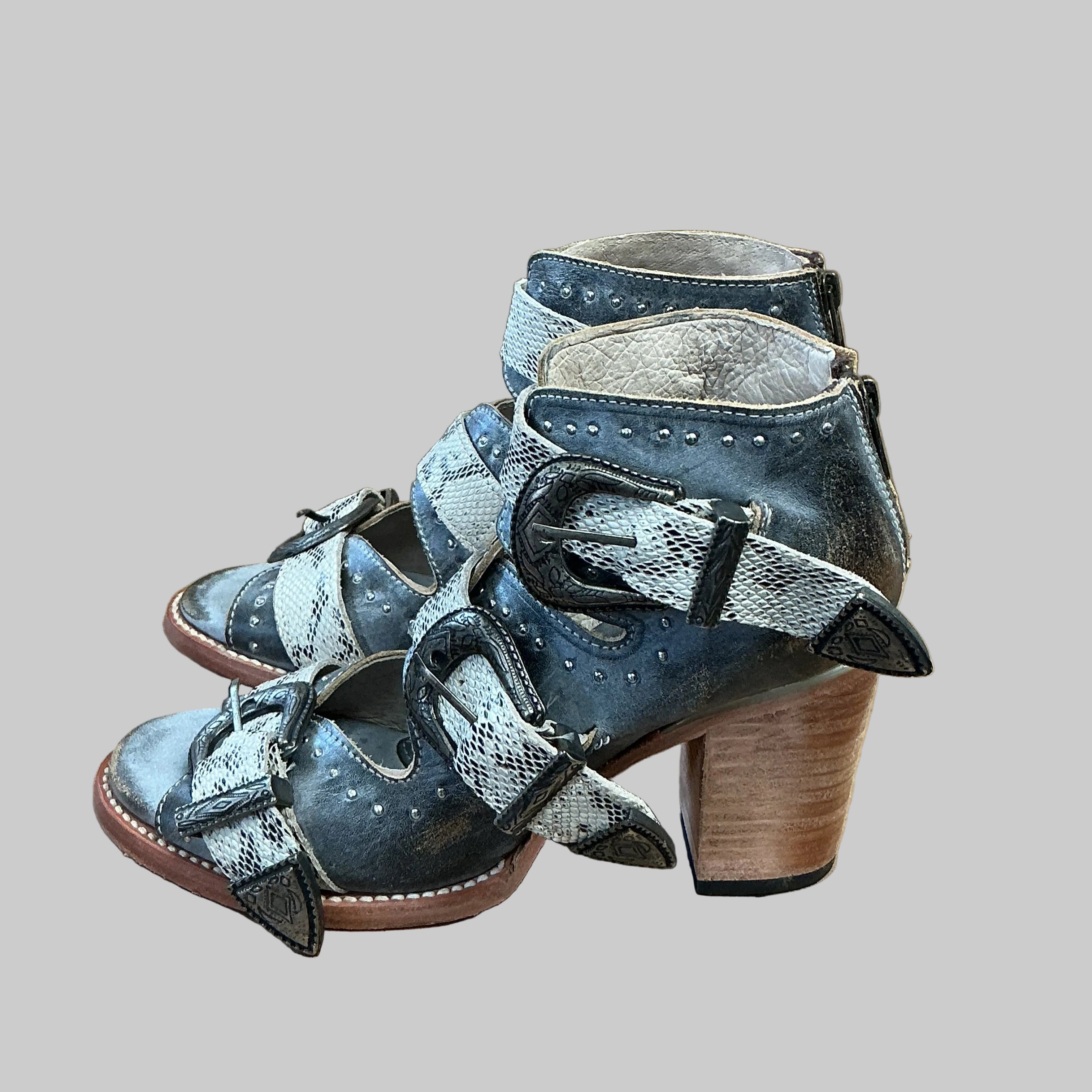 Freebird gray leather Violet boots, size 9