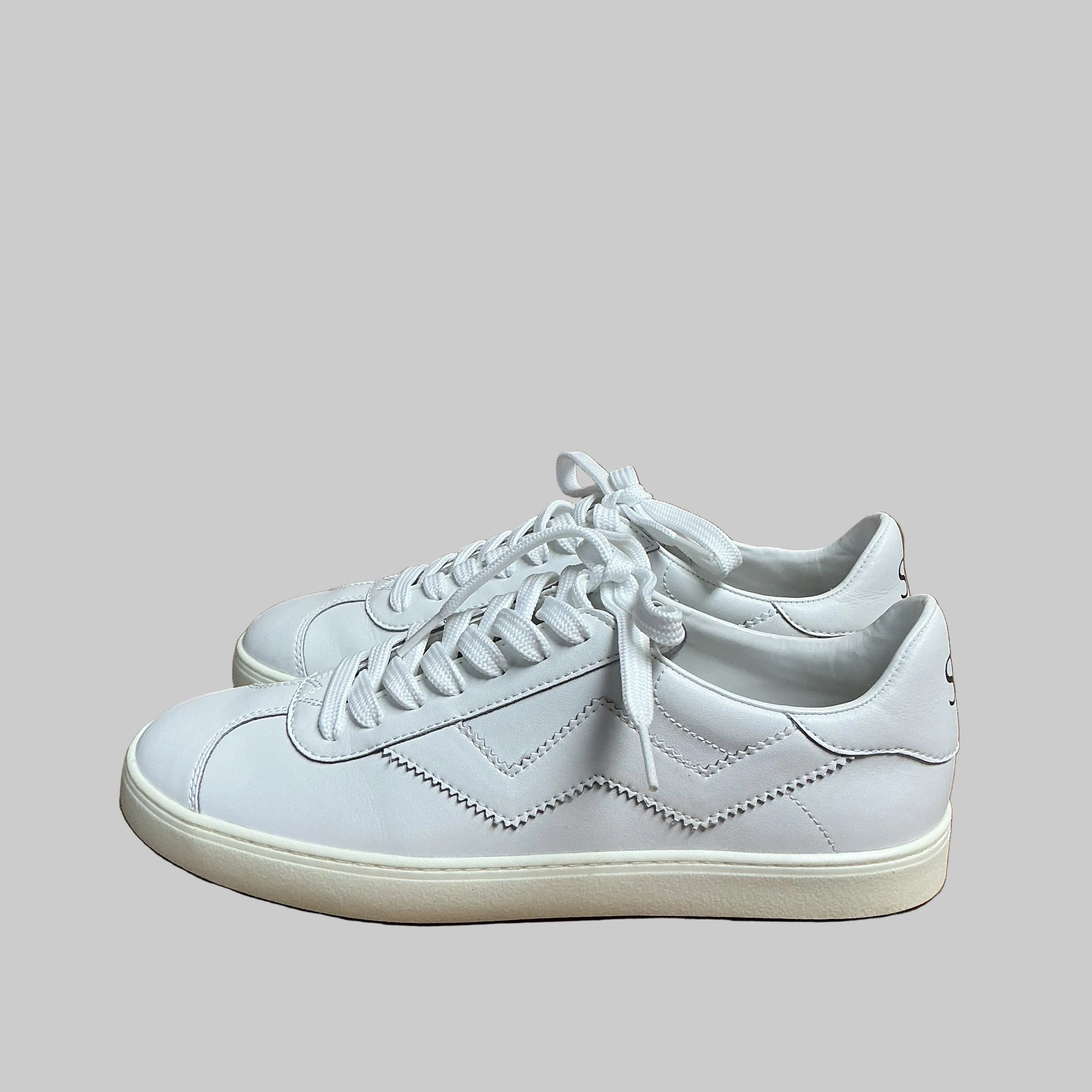 Stuart Weitzman white Daryl sneakers, size 9, LIKE NEW!