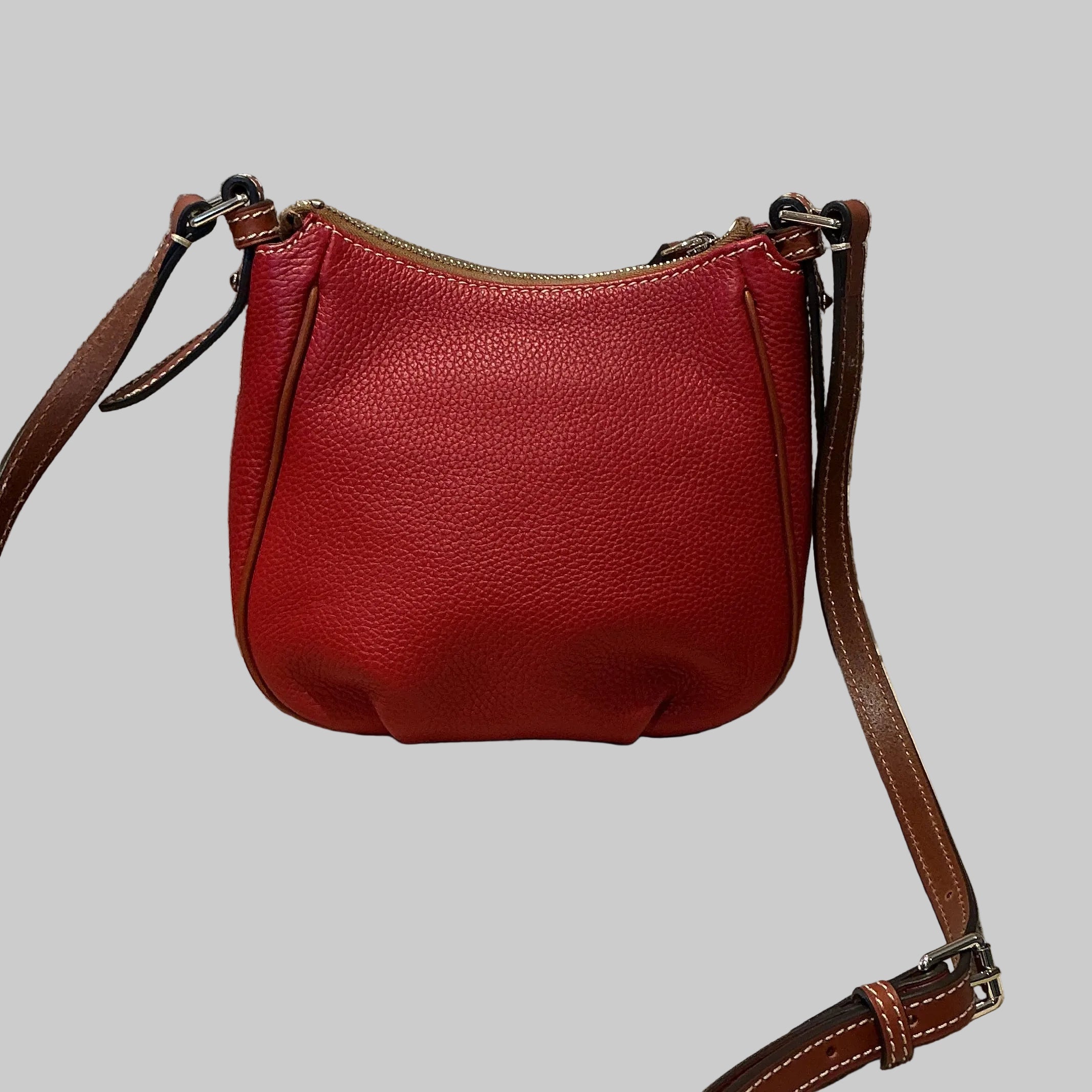 Dooney & Bourke red crossbody bag, LIKE NEW!