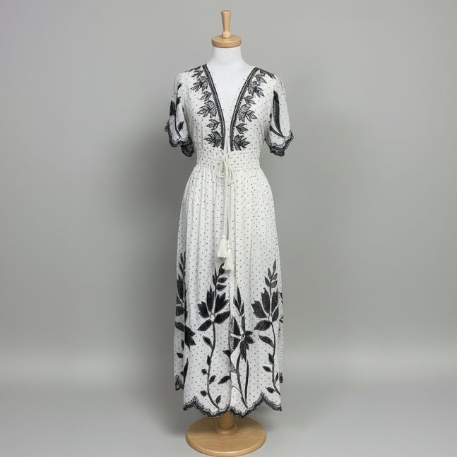 Anthropologie white and black dress, Size M/L, NEW WITH TAGS!