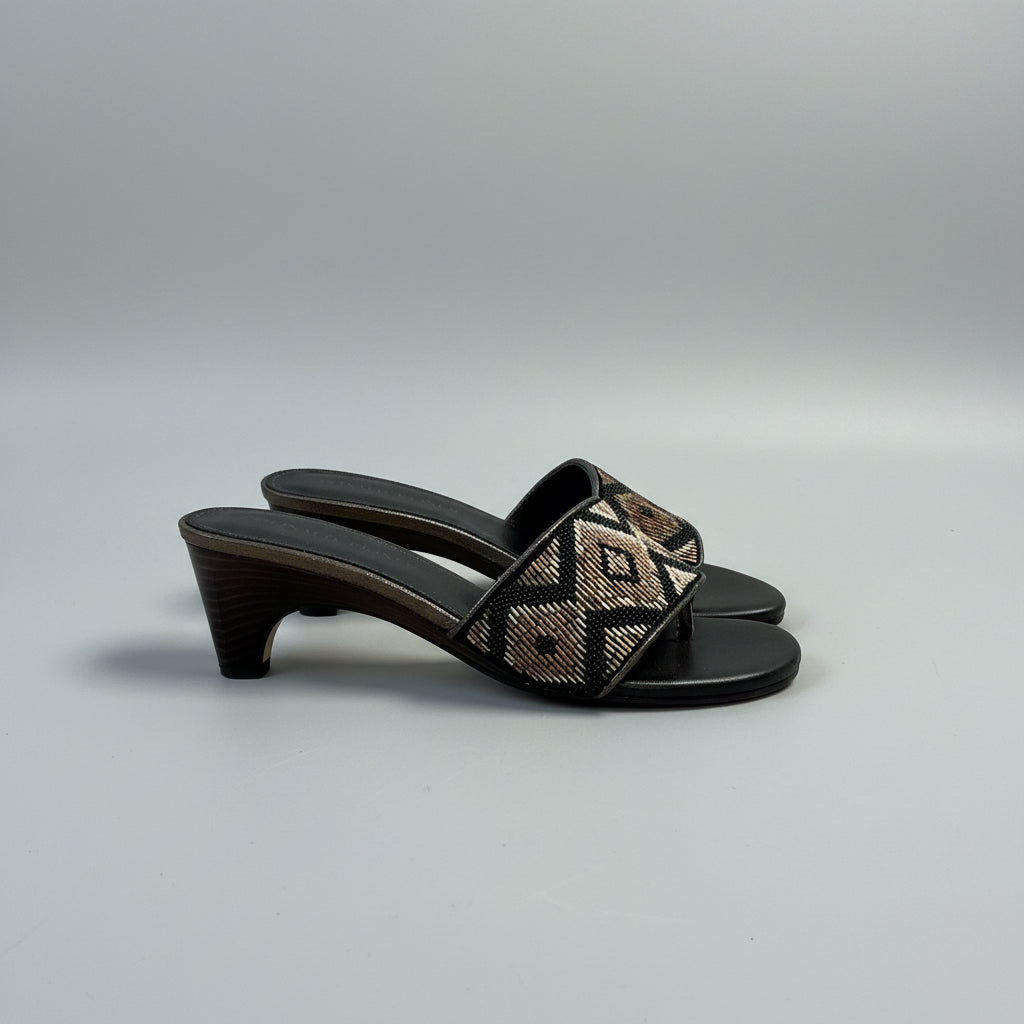 Donald J. Pliner brown beaded sandal, size 7, NEW IN BOX!