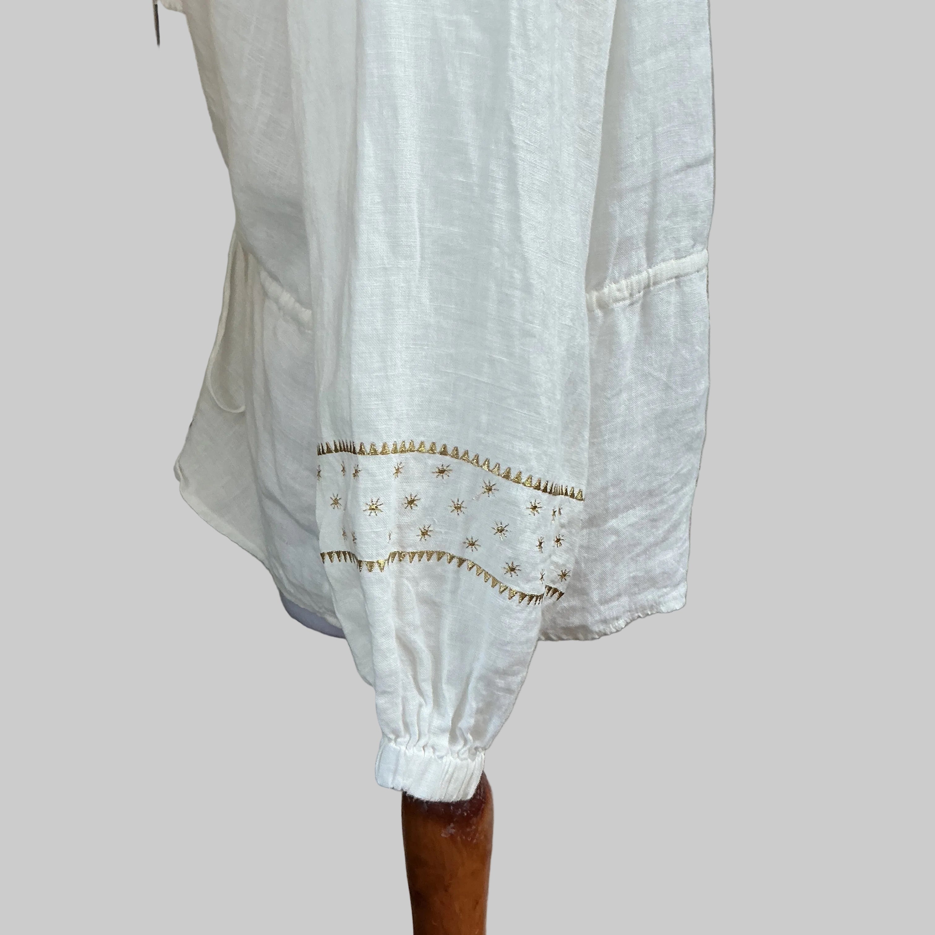 Nicoblu white linen w/gold embroidery blouse, size M
