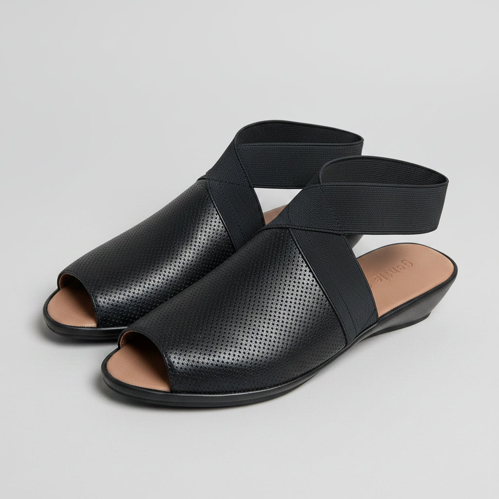 Gentle Souls black leather Lily sandals, size 8, BRAND NEW!