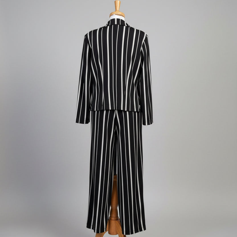 Frank Lyman black and white stripe suit, size 6, NEW WITH TAGS!