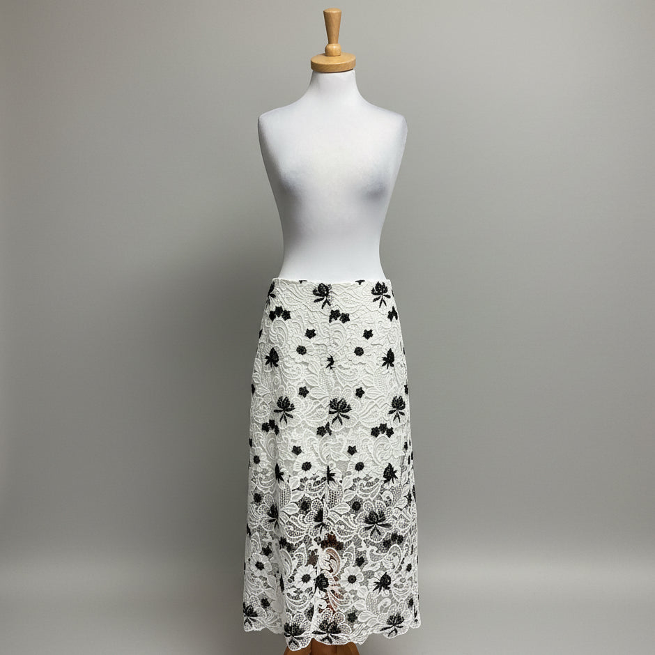Alice & Olivia white and black lace Ophelia skirt, size 10