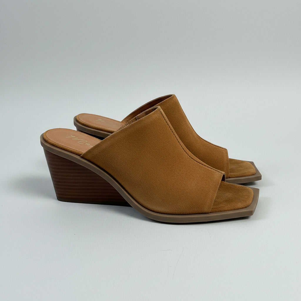 Matisse saddle brown suede Lillie wedges, size 9, NEW IN BOX!