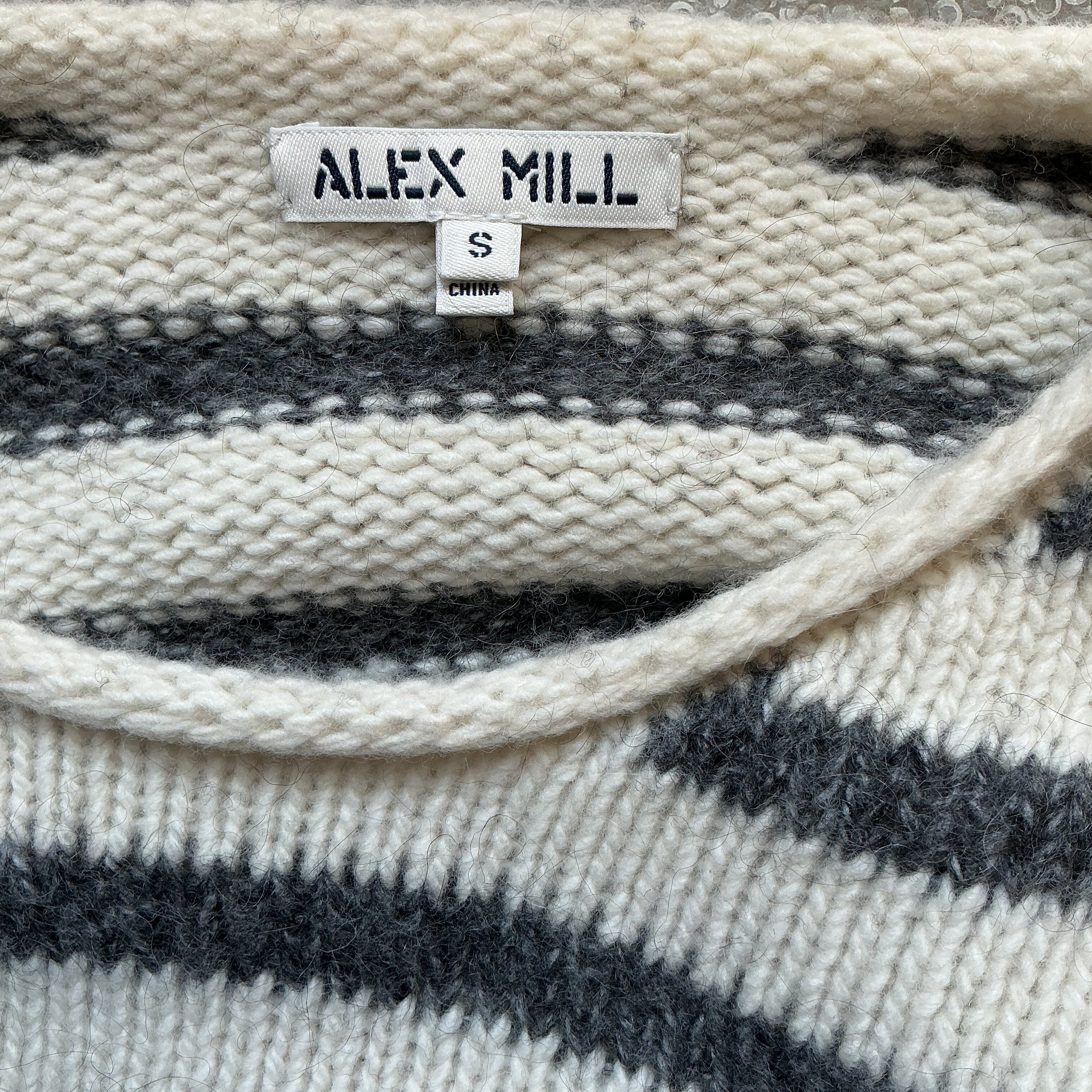 Alex Mill cream and gray stripe Jamie sweater, size S