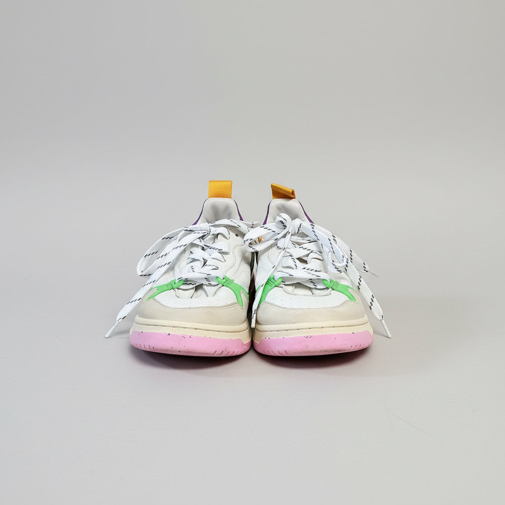 Oncept white/multi-color Pheonix sneakers, size 9.5