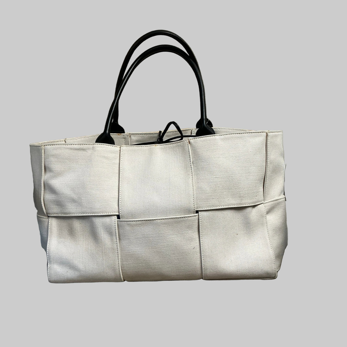 Bottega Veneta ivory woven Arco tote bag, NEW WITH TAGS!
