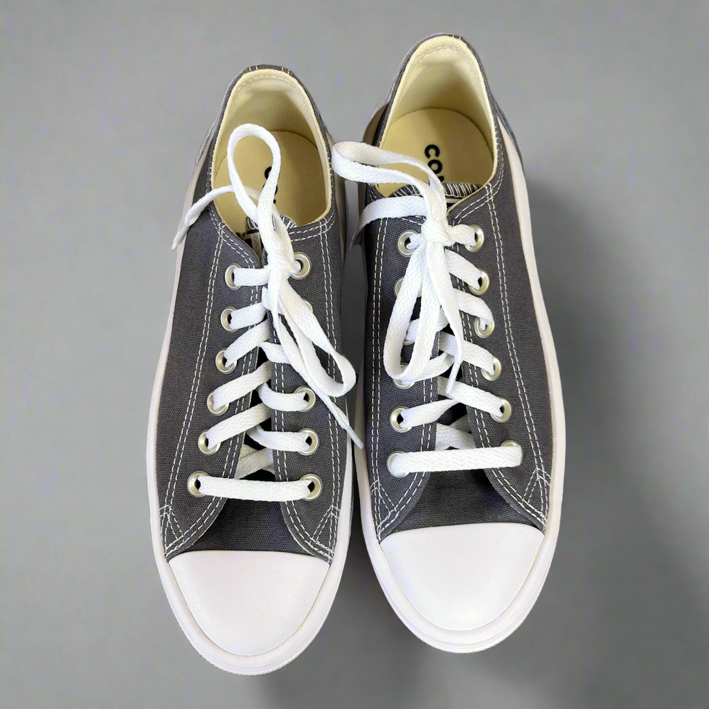 Converse gray All Star Platform sneakers, size 8, NEW IN BOX!