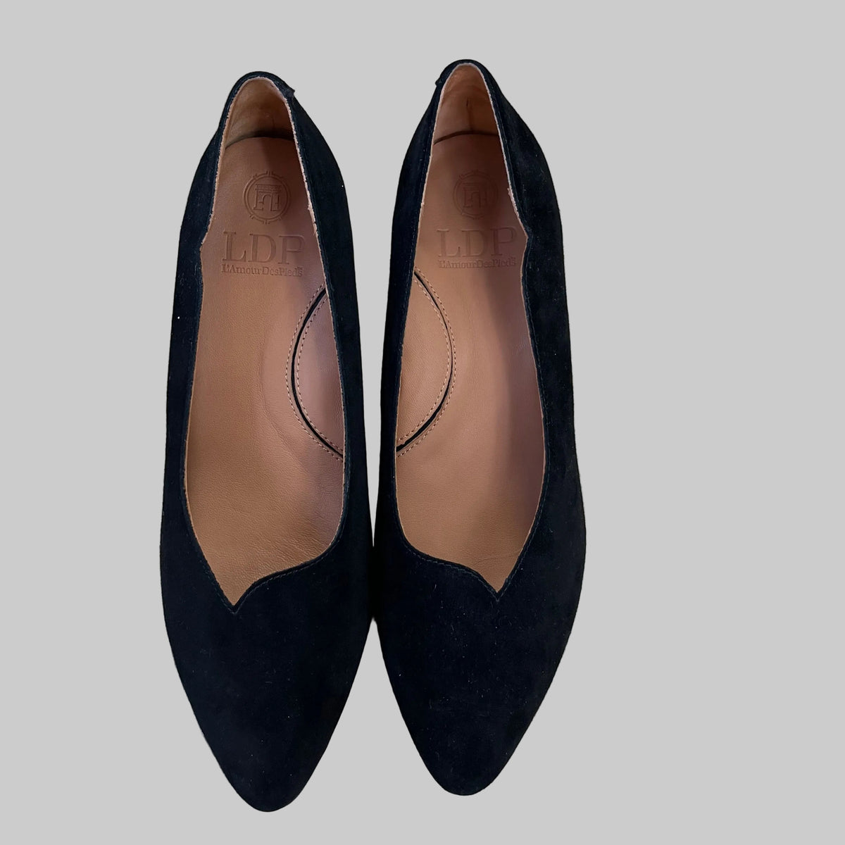 L'Amour des Pieds black suede pumps, size 8, LIKE NEW!