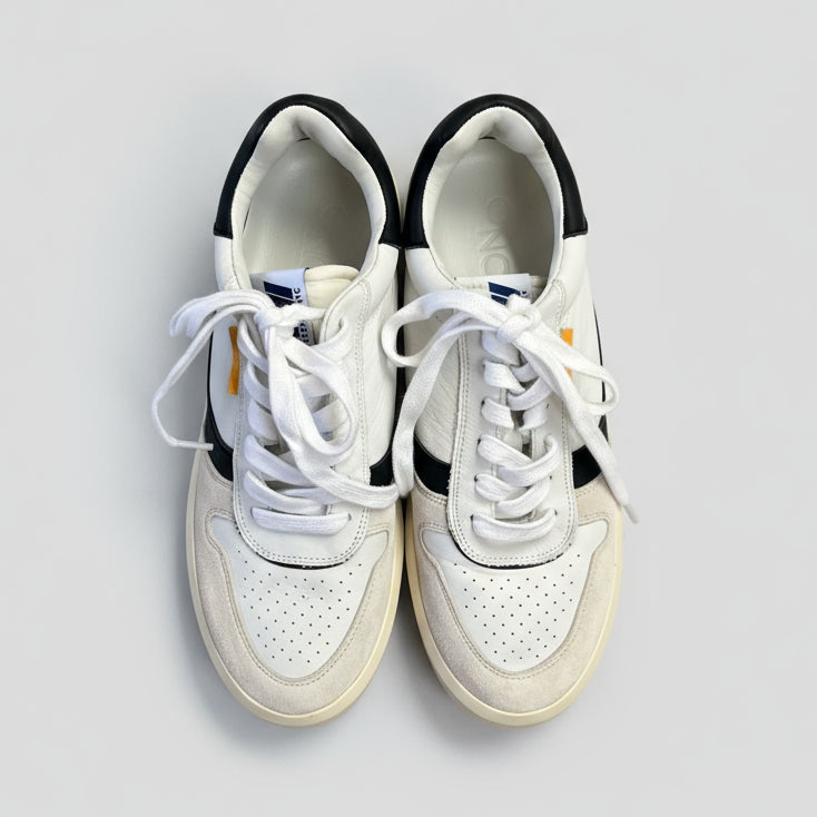 Oncept white leather Prague sneakers, size 8.5, NEARLY NEW!