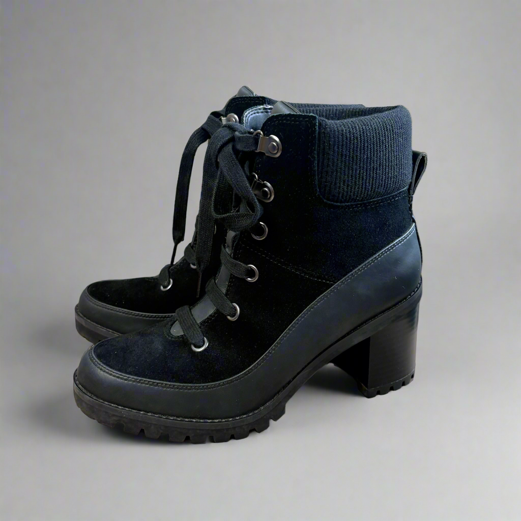 UGG black suede and leather Redwood boots, size 8, BRAND NEW IN BOX!