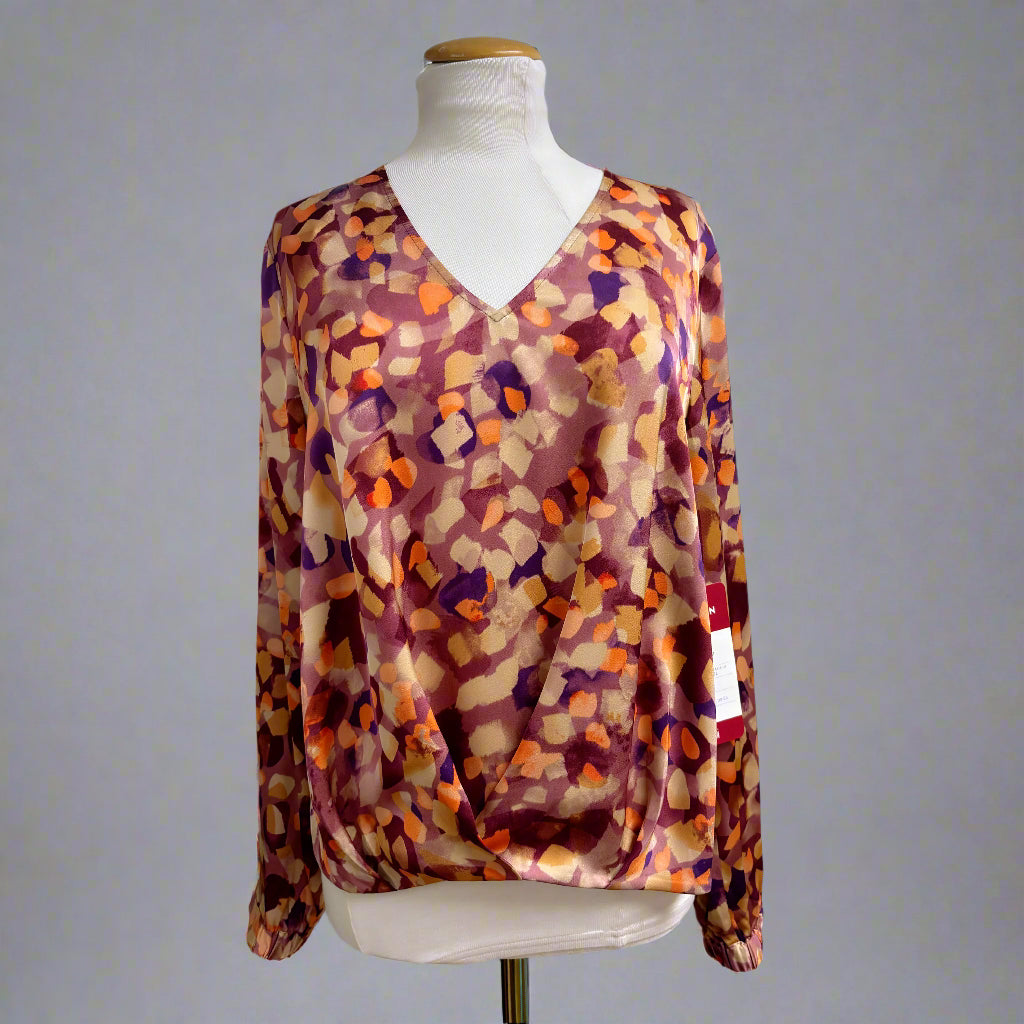 Cabi plum print Tuck top, size S, NEW WITH TAGS!