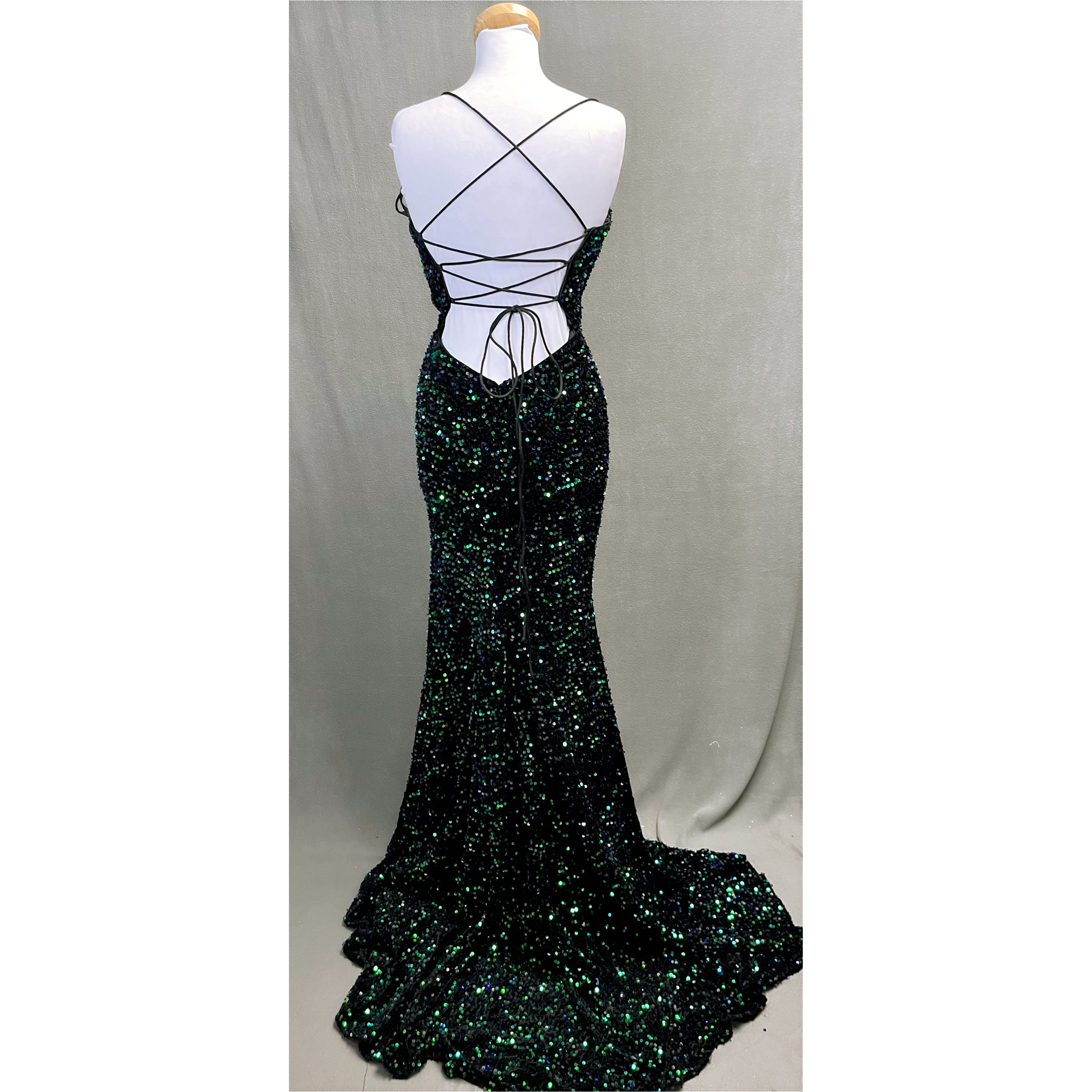 Alyce Paris black & green plush sequin dress, size 6, NEW WITH TAGS!