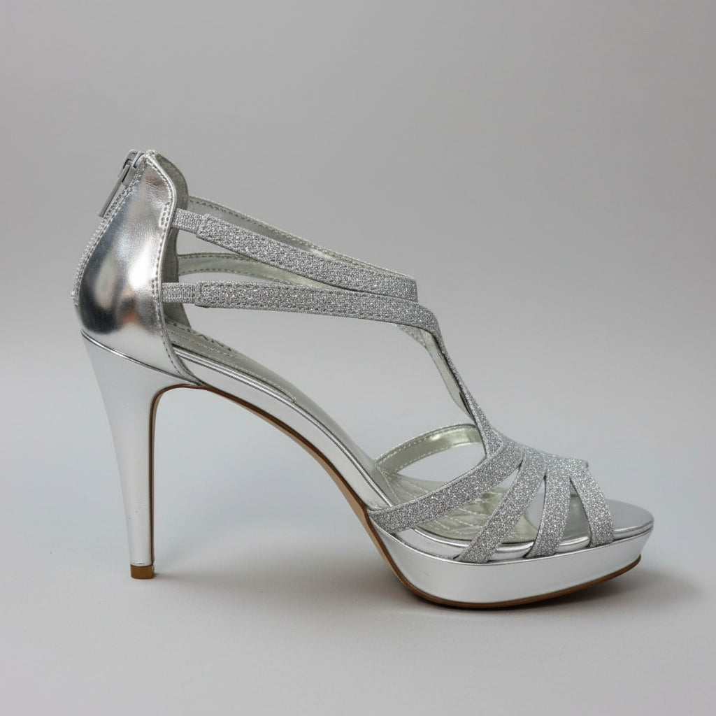 Alfani silver Tacy sandals, size 6.5, NEW IN BOX!