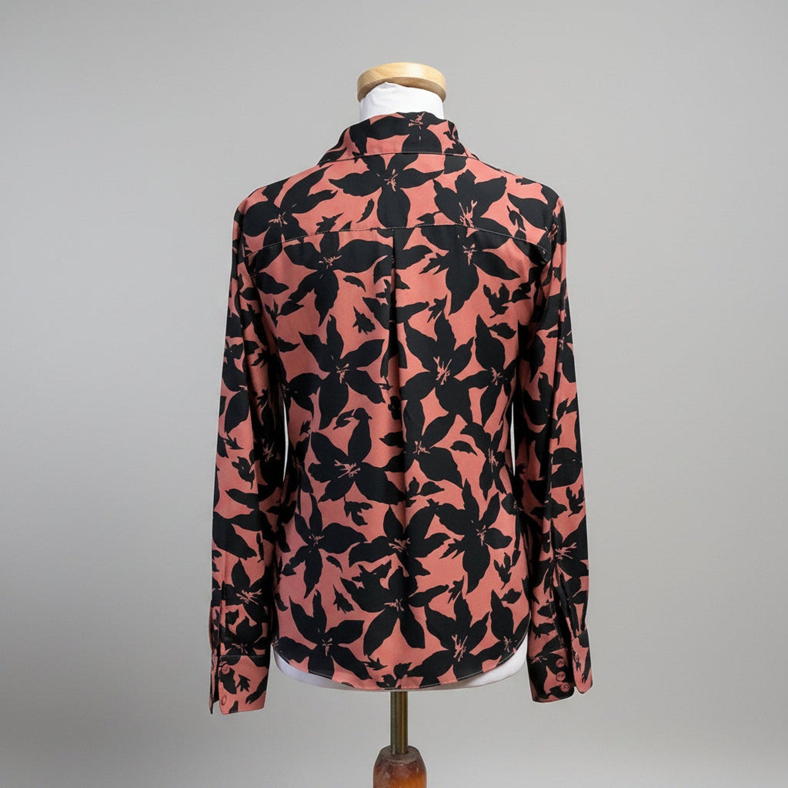 Joie terra cotta & black floral blouse, size S, NEW WITH TAGS!